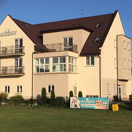 Diament Bed & Breakfast Ревал Екстериор снимка
