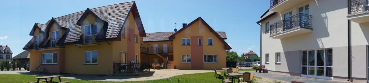 Diament Bed & Breakfast Ревал Екстериор снимка