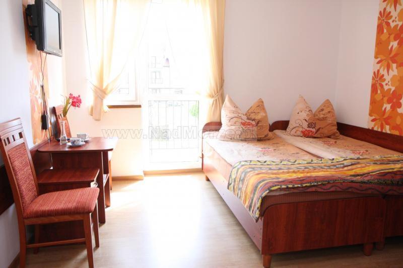 Diament Bed & Breakfast Ревал Екстериор снимка
