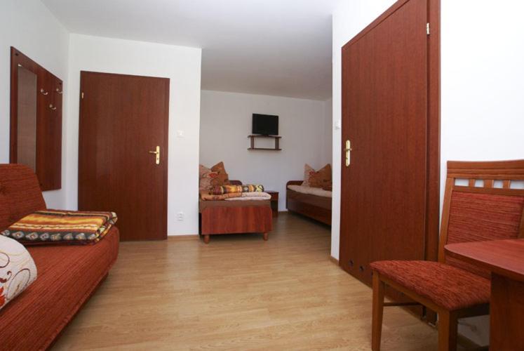 Diament Bed & Breakfast Ревал Екстериор снимка