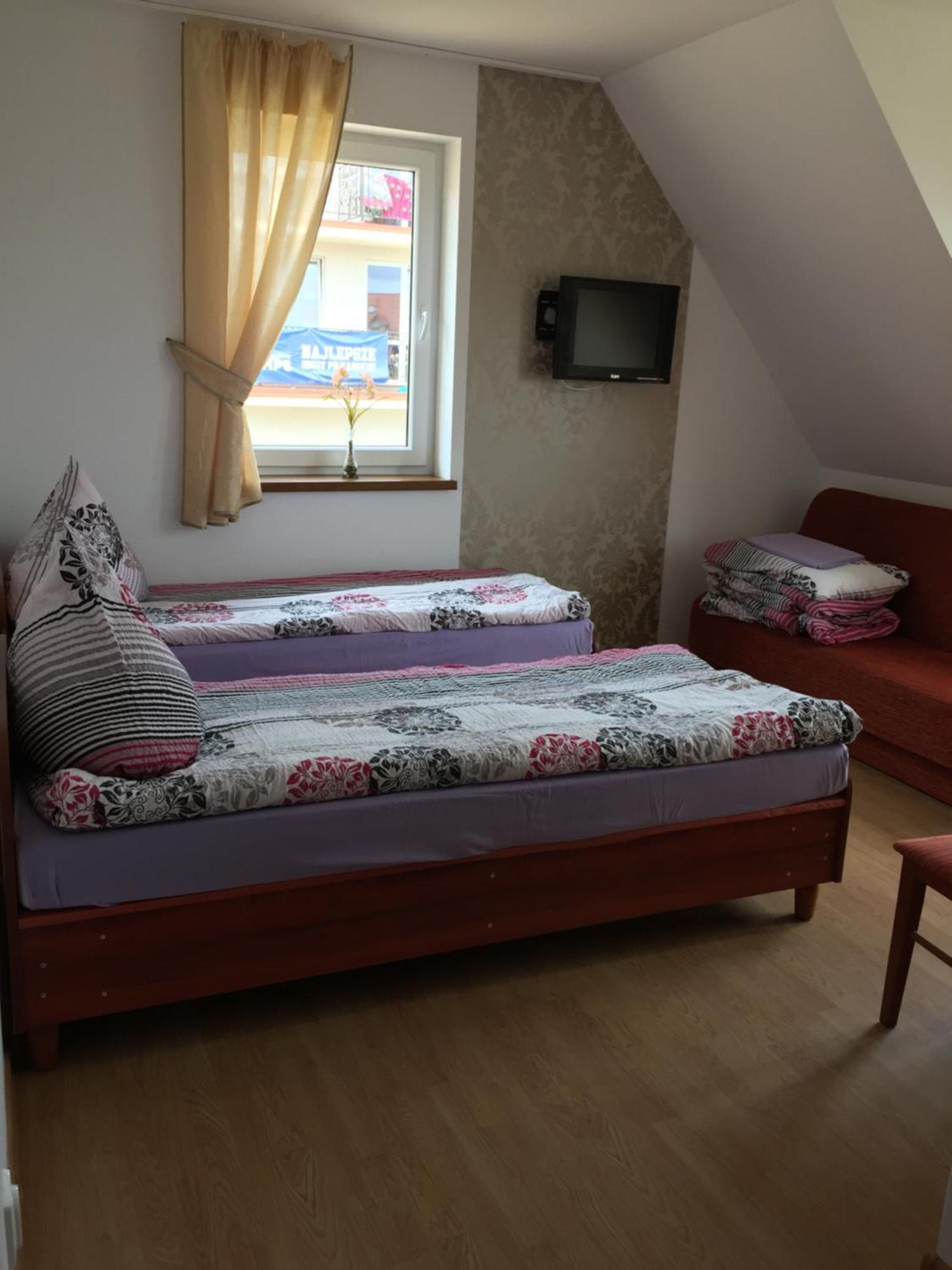 Diament Bed & Breakfast Ревал Екстериор снимка