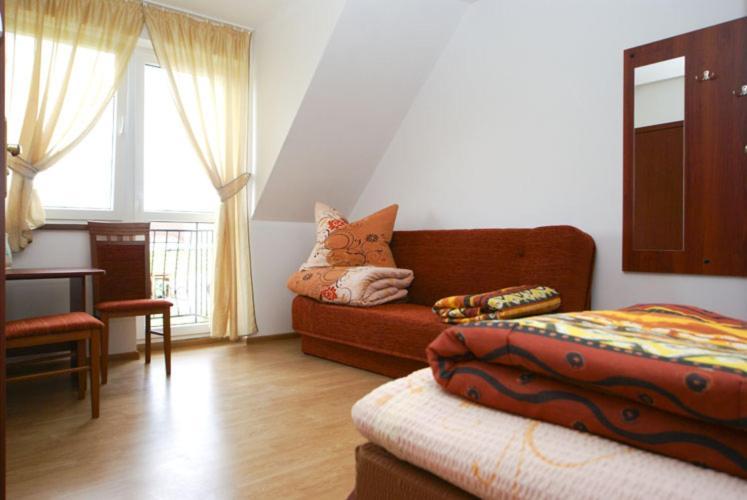 Diament Bed & Breakfast Ревал Екстериор снимка